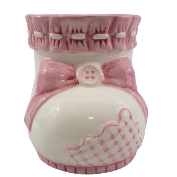 Burton and Burton Baby Girl Bootie Plant Pot Ceramic Planter Baby Shower Décor - Picture 1 of 16